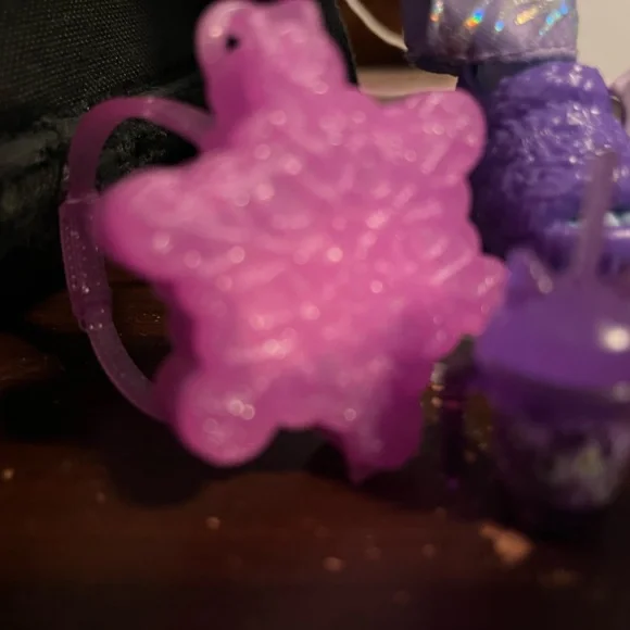 G3 abbey bominable doll !!STAND NOT INCLUDED!! - Picture 4 of 5